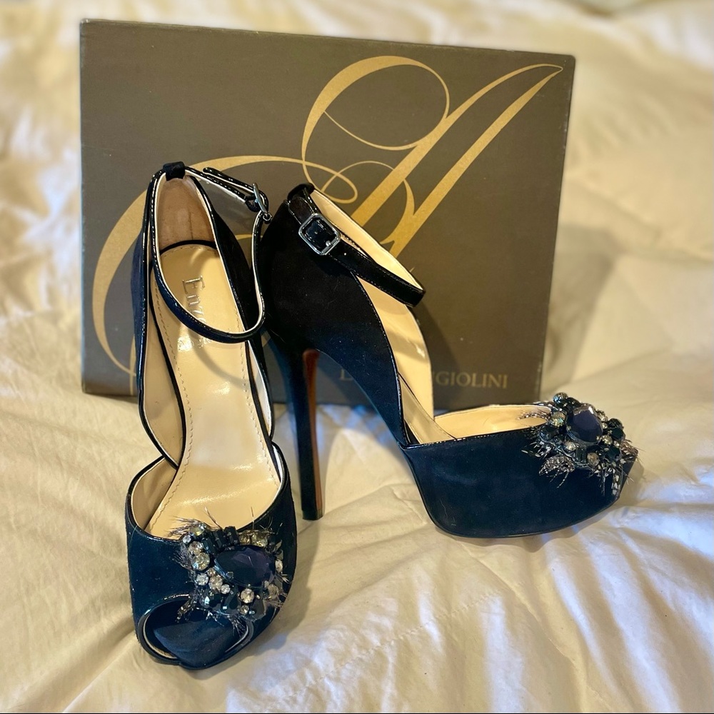 Enzo Angiolini black suede heels Thaddea 8 in box
